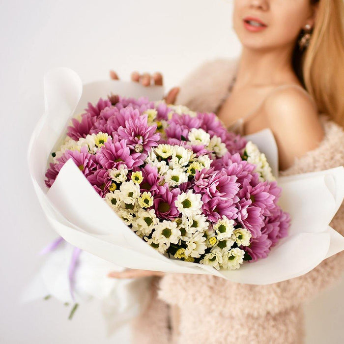 Mrs. Dalloway Club - Your Flowers Subscription Program
