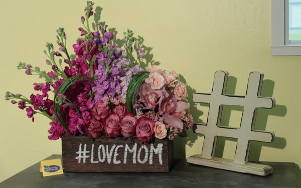 Contemporary Floral Designs for Mom