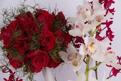 RITZY-OUT OF THE ORDINARY FLORAL ARRANGEMENTS